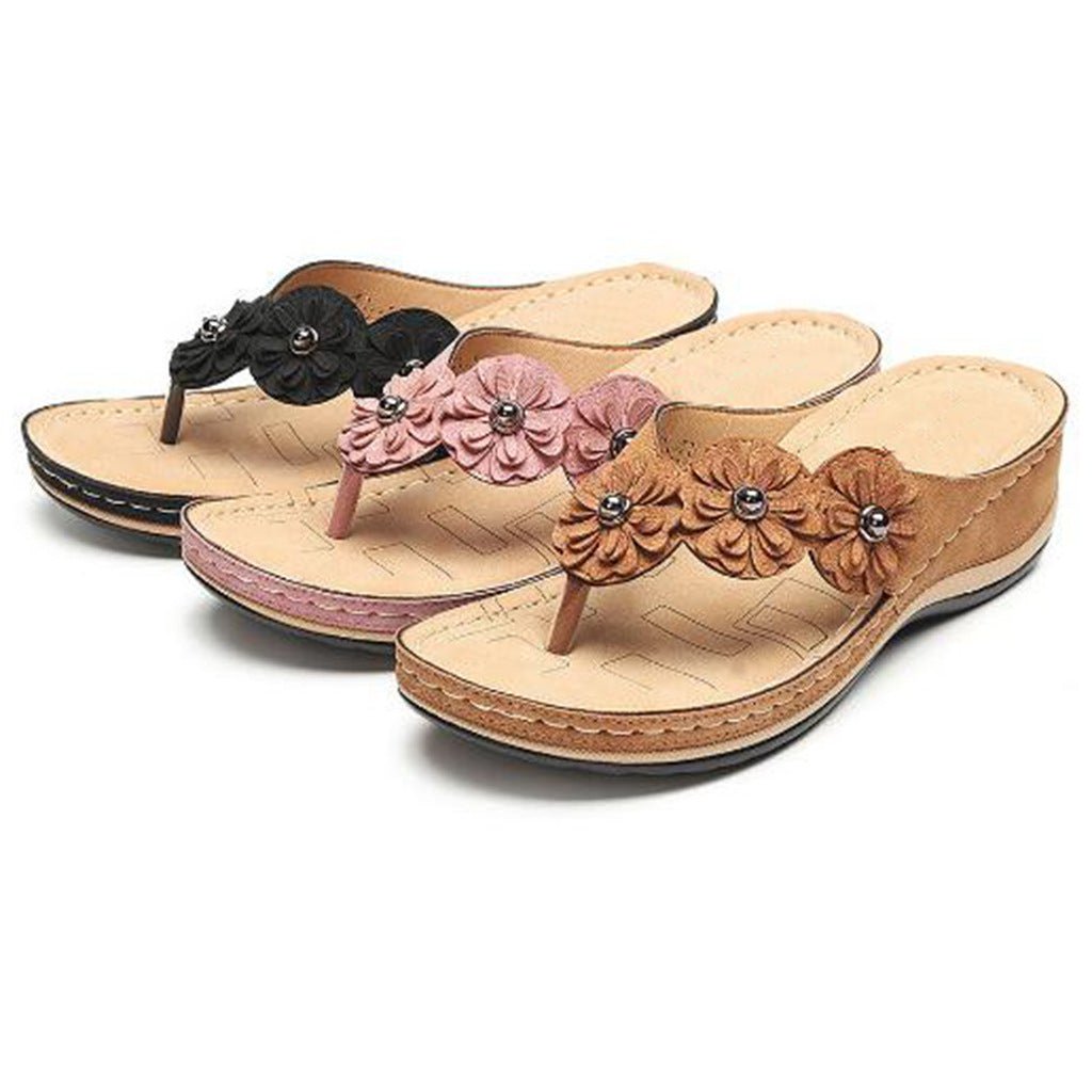 Retro Floral Round Toe Casual Women's Sandals by Dealightful Finds