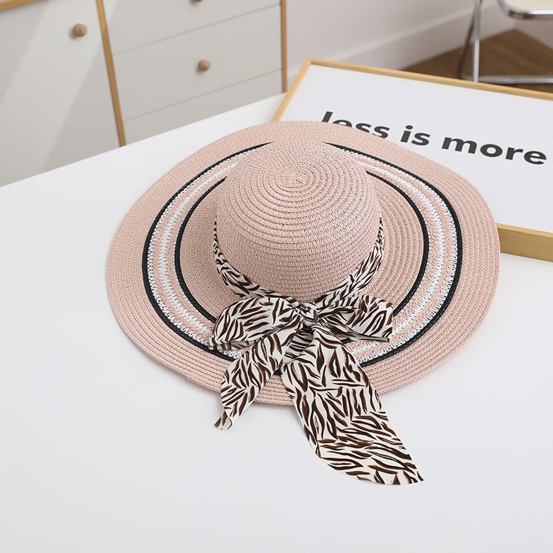 Trendy Women's Foldable Beach Hat for Stylish Looks by Dealightful Finds