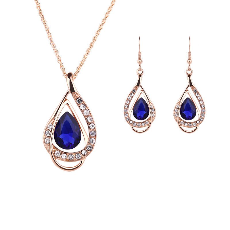 Vintage Fashion Jewelry Set: Necklace & Earrings by Dealightful Finds