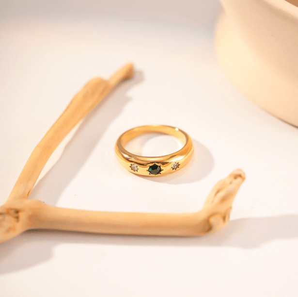 Retro Eight Star Ring for Women by Dealightful Finds