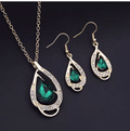 Vintage Fashion Jewelry Set: Necklace & Earrings by Dealightful Finds