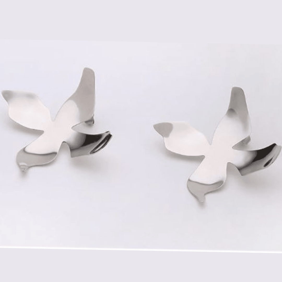 Amelia Earrings by Dealightful Finds