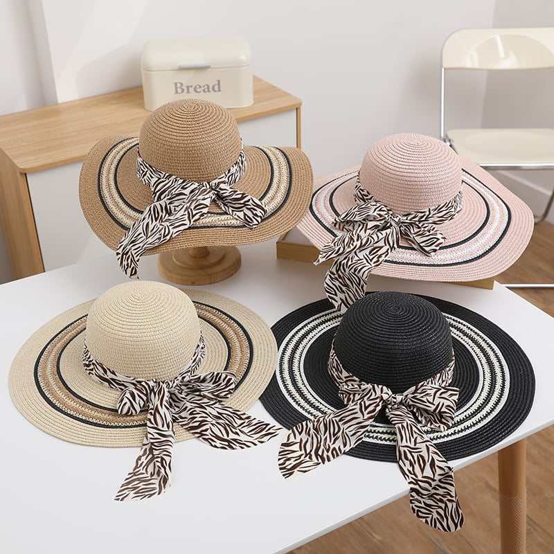 Trendy Women's Foldable Beach Hat for Stylish Looks by Dealightful Finds