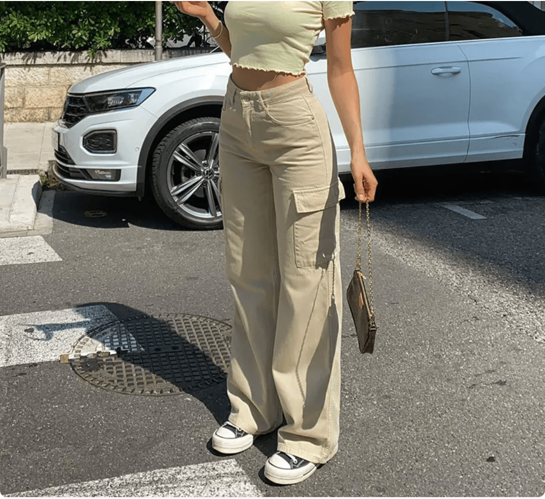 Women’s Straight Leg Jeans by Dealightful Finds
