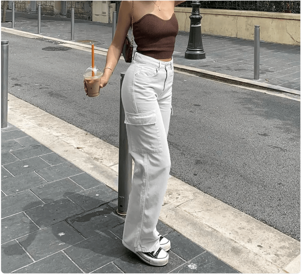 Women’s Straight Leg Jeans by Dealightful Finds