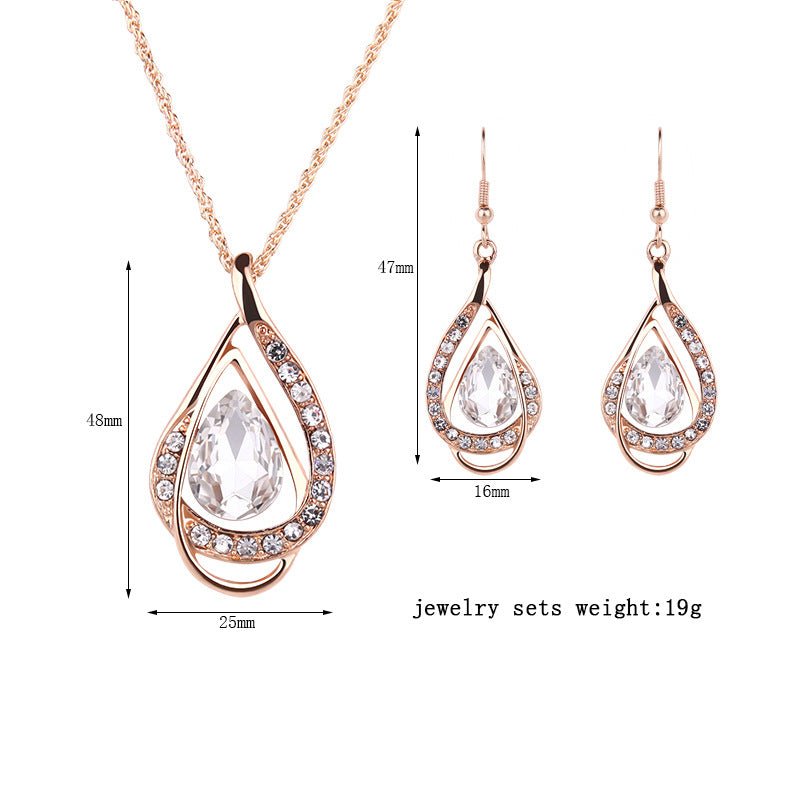 Vintage Fashion Jewelry Set: Necklace & Earrings by Dealightful Finds